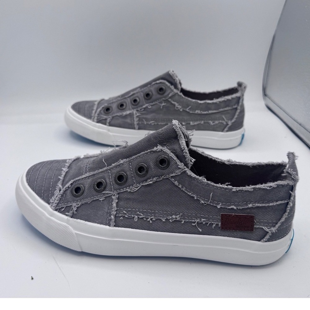 Blowfish Malibu Marley Slip On Sneaker Distressed Canvas Womens 8 Grey Casual
